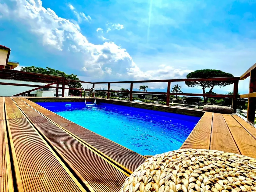 Vesuvian Villa With Swimming Pool - Image 1