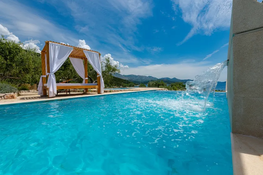 Private Beach & Heated Pool Villa near Dubrovnik - Image 1