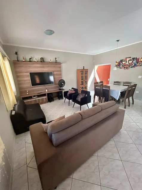 Seasonal house in Peruibe for 14 people. - Image 1