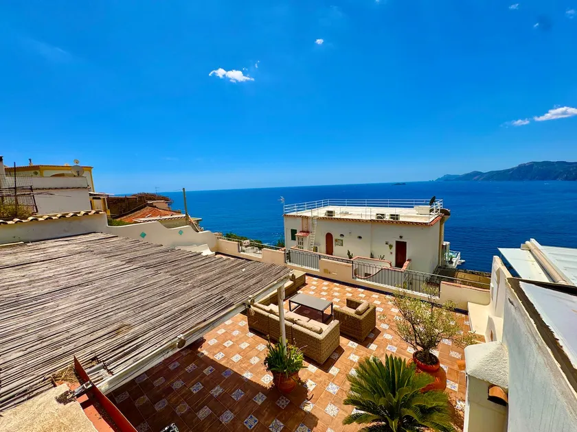 Casa Ella Praiano maison familiale avec parking privé et WiFi puissant - Image 1