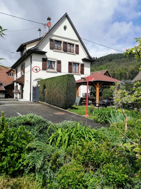 Großes Einfamilienhaus \"Au Schneiget\" <br><br> - Image 1