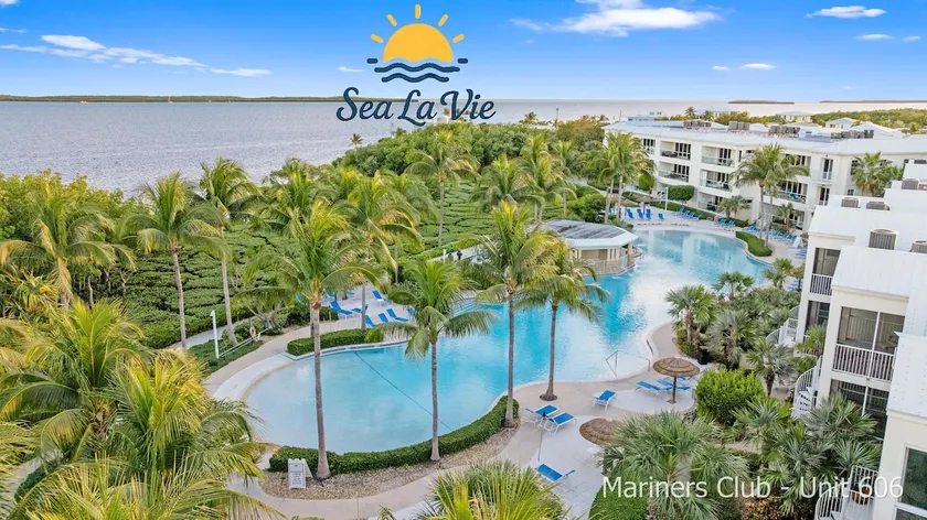 Spacious 4BR/4BA | Private Suite + Resort Pools - Image 1