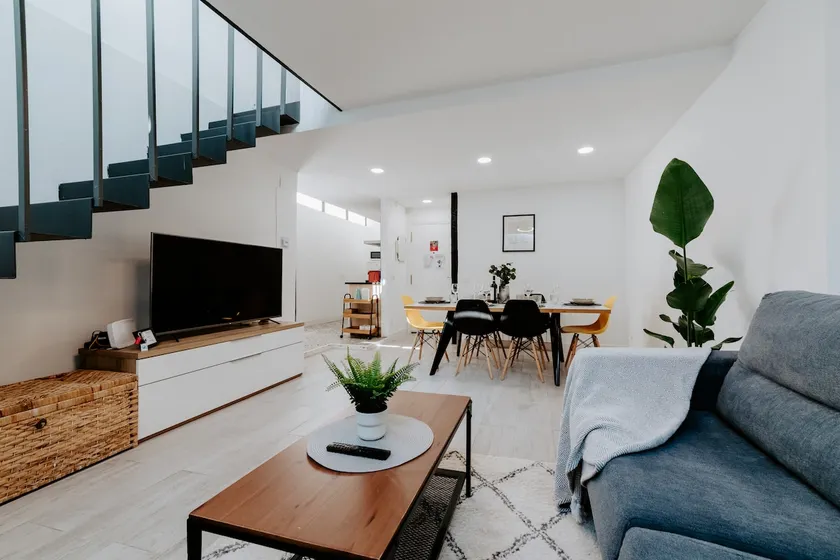 Laurel's penthouse - Image 1