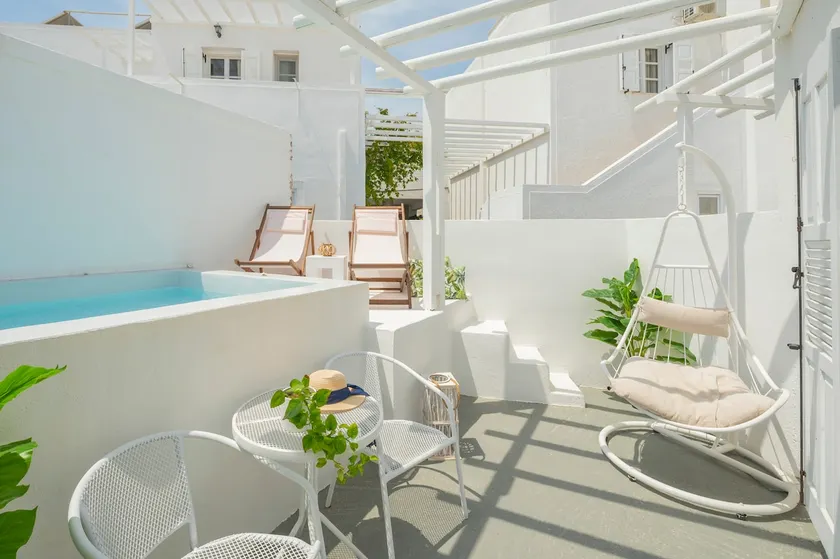 Loukas & Emma Eco Houses - Image 1