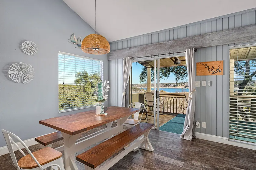 Amazing Views! Cozy Patio! Pool*Boat Launch*Park - Image 1