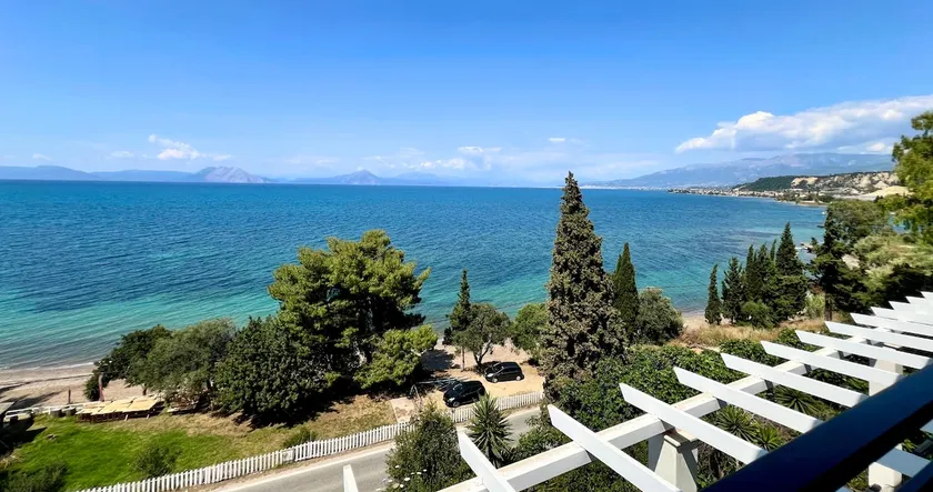 Sea Side Villa Alexandra - Image 1