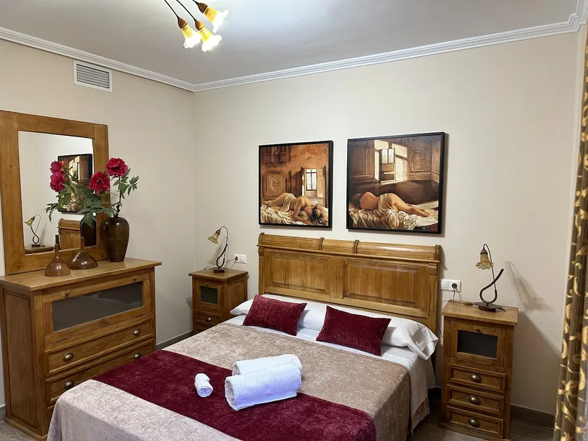 Apartment in Linares downtown area with free parking - Image 1