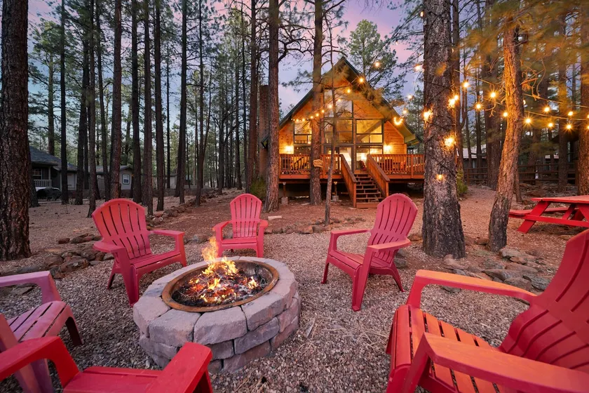 New AC! | King Bed | Horseshoes | Quiet Cabin - Image 1