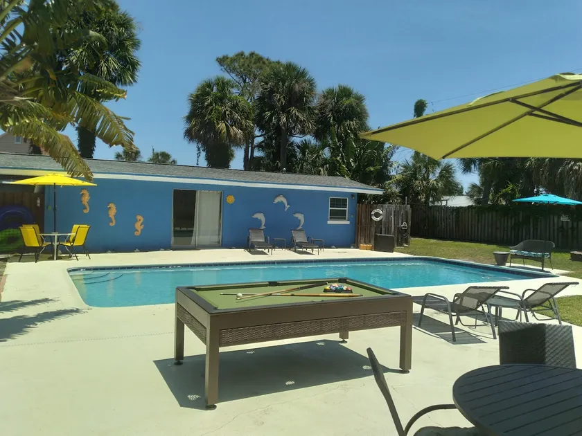 The Sunsplash Getaway Pool House - Image 1