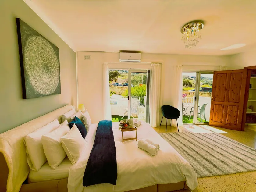 Sunny Mellieha Apartment with Country Views - Image 1