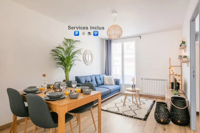 Bleuet - 2 bedrooms - Air Conditioning, Free parking & Tram - Image 1