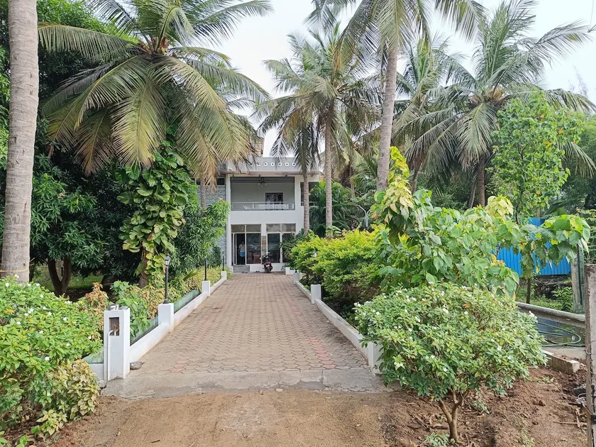 Shiv Sakthi Villa-First Floor Stay - Image 1