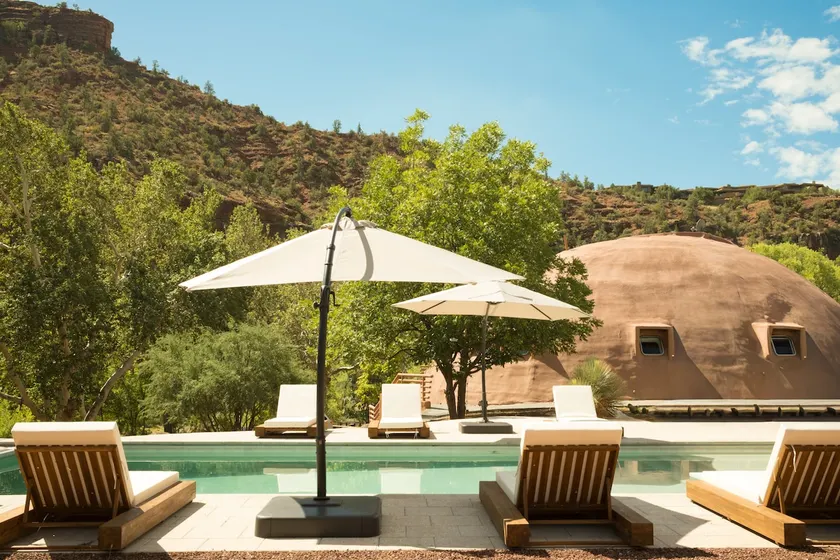 The Uzu Dome ! 10 bedrooms/ 10 Bathrooms - Image 1