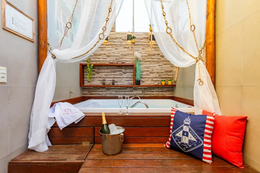 Nature House - Whirlpool and mini-bar for two - Image 1