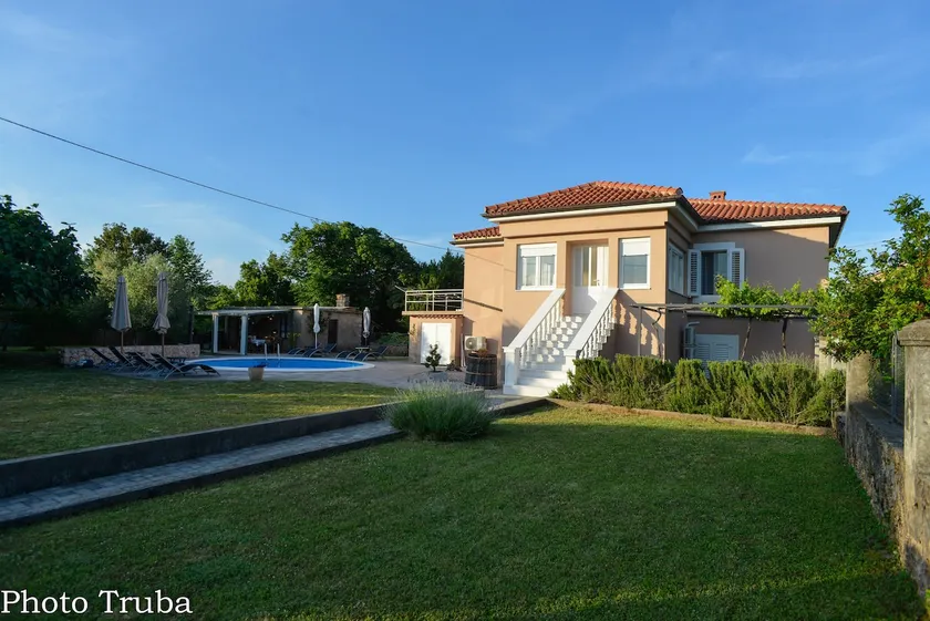 Apartment Villa Oliva - Image 1