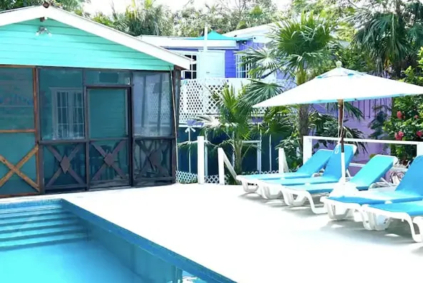 Hummingbird Annex, tiny house by pool - Image 1