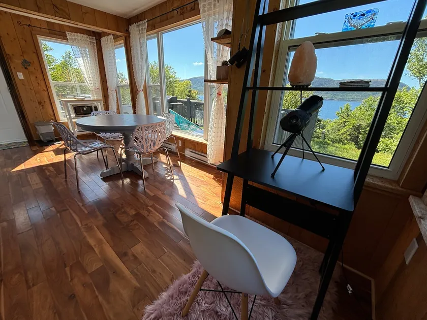 Salt Spray Landing - A Cottage by the Ocean - Image 1