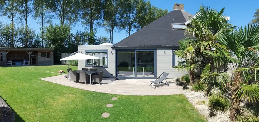Holiday cottage with sauna in Zeeland - Image 1