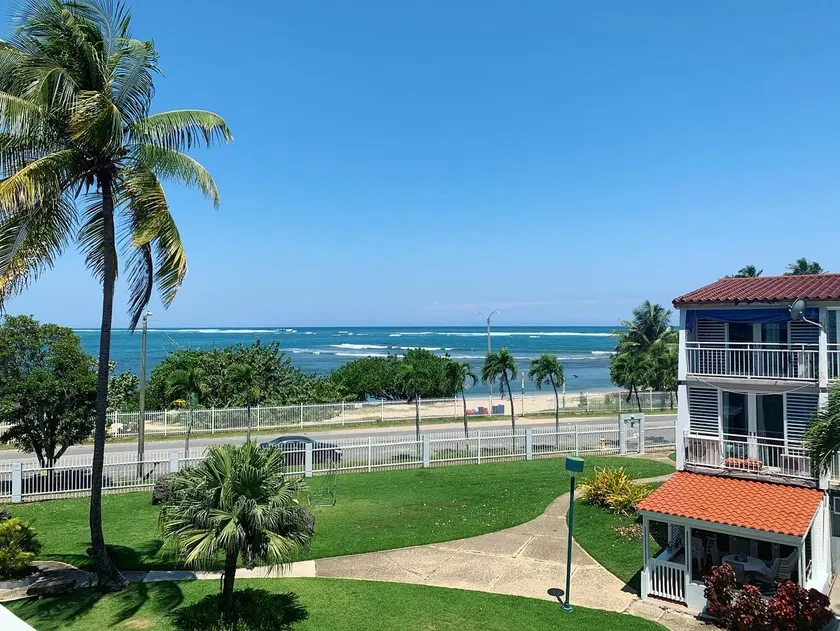 Dorado Lux Beachfront Villa – 1 min walk to Beach - Image 1