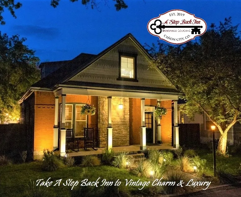 Stunning Home - Walk to train/river/park/downtown. - Image 1