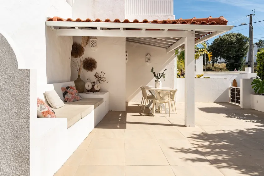 Sea'Ya Thoughtful Stays - Villa Cresmina - Image 1