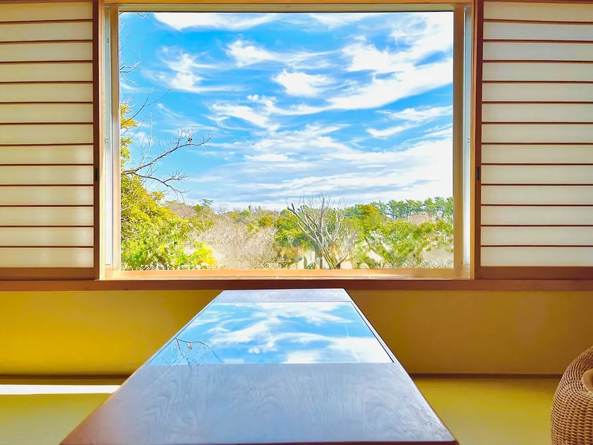 Cozy Villa with Hot springs and Nature - Image 1
