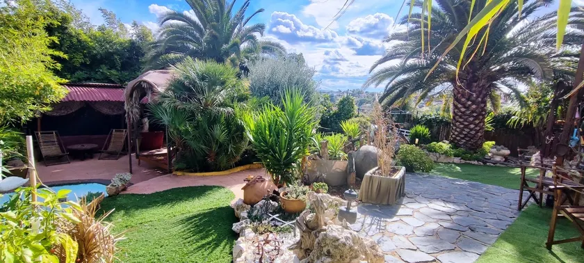 A great little paradise within your reach. - Image 1