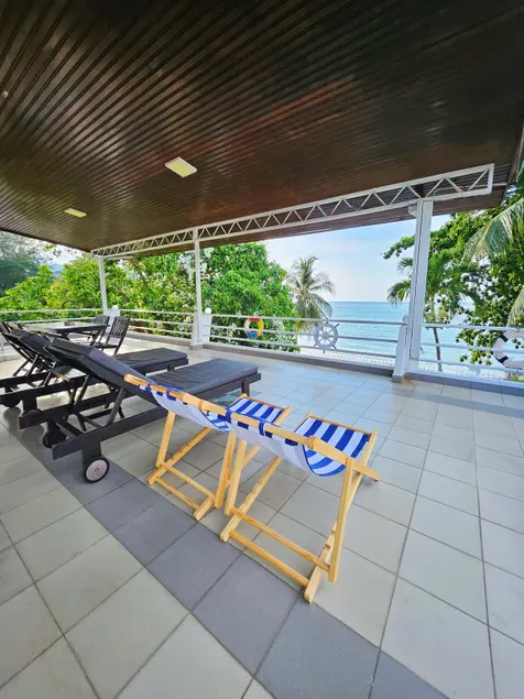 Little Heaven by Sky Hive, A Beach Front Bungalow - Image 1