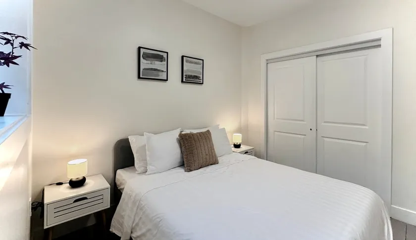 Blissful Stay in Surrey - Image 1