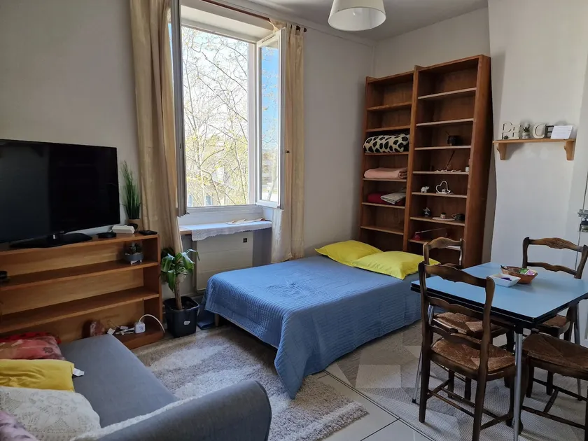 Apartment close to Lyon - Image 1