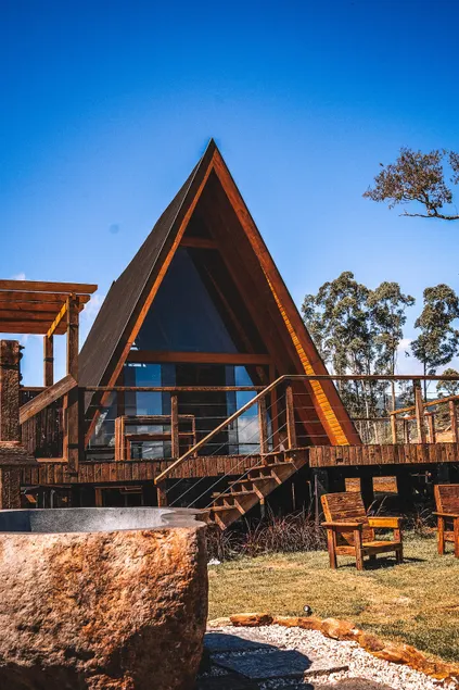 Montana Farmhouse - Mountain Top Cabin - Image 1