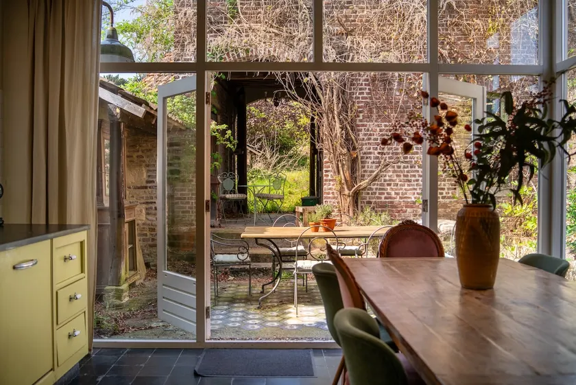 Maas Suites - The French House - Image 1