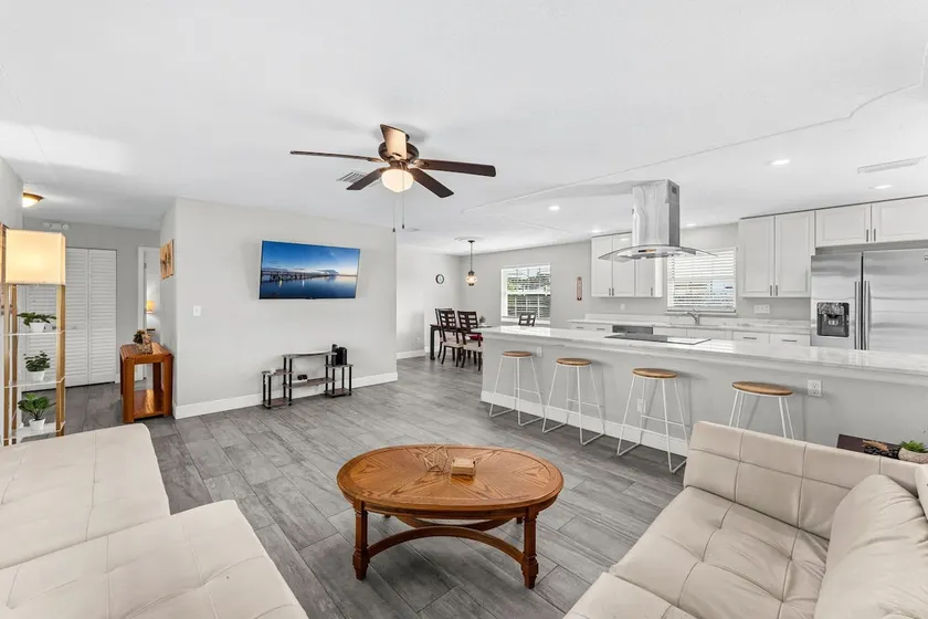 Walk to Beach 4BR | Fenced Yard | Family Ready - Image 1