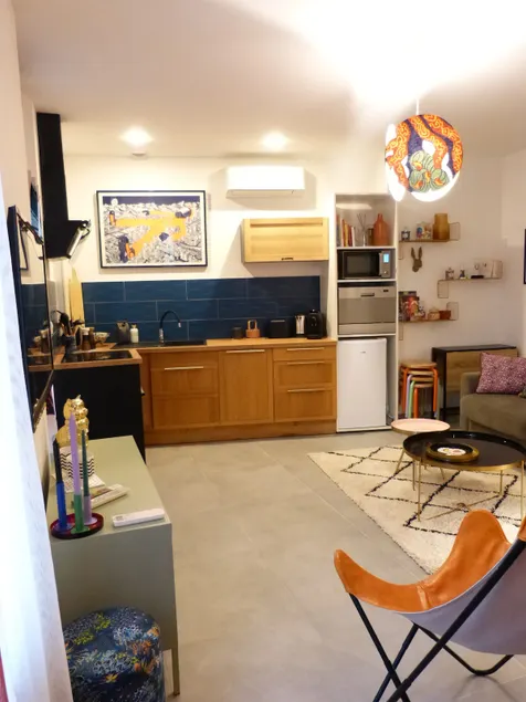 Pleasant air-conditioned studio close to the Arènes - Image 1