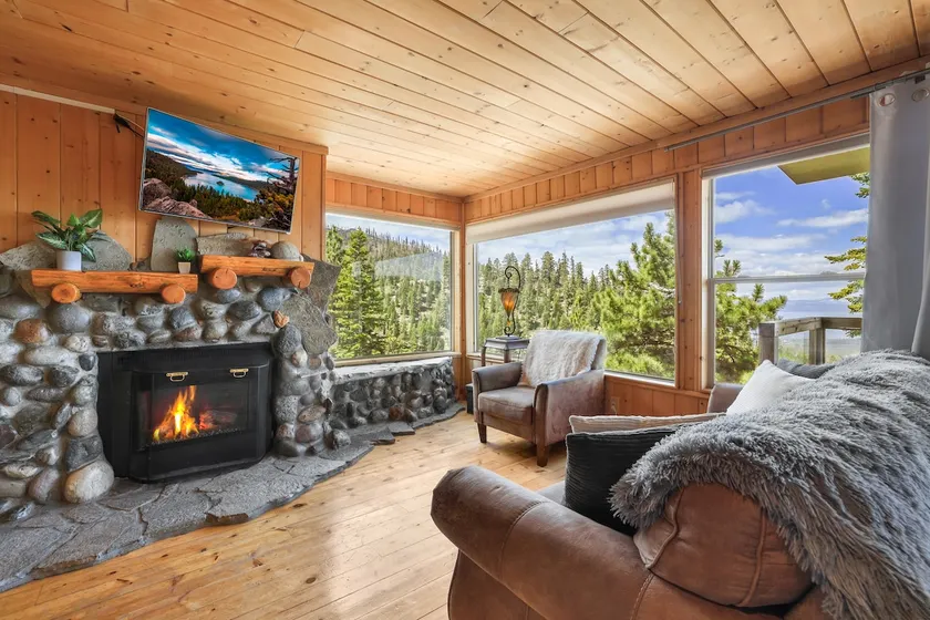 Heavenly Escape | Lake Views, Pets OK | Sleeps 7 - Image 1