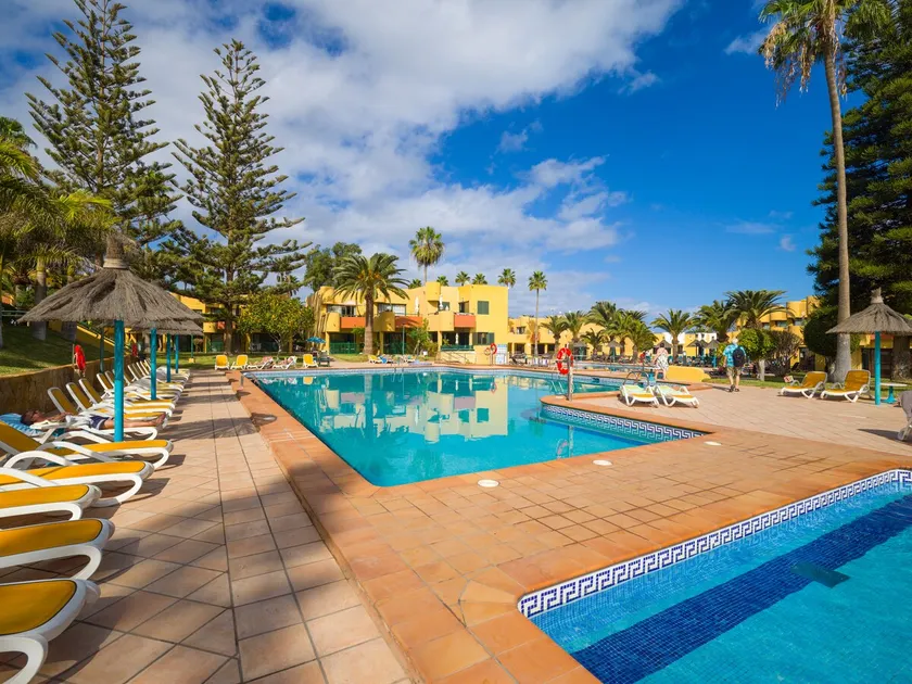 CASA TINDAYA - 3 Min Walk to the Beach - Image 1