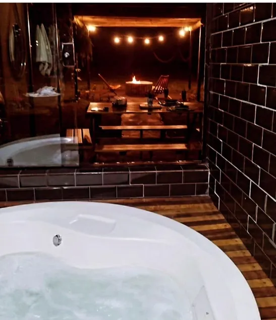 Acqua Bungalow - Image 1