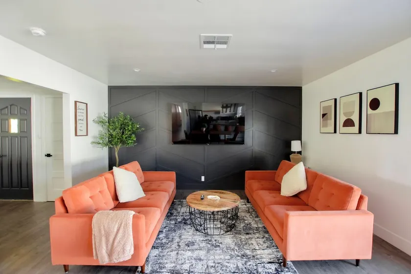 Fullerton |Vacation Home| 11' Drive to Disney Land - Image 1