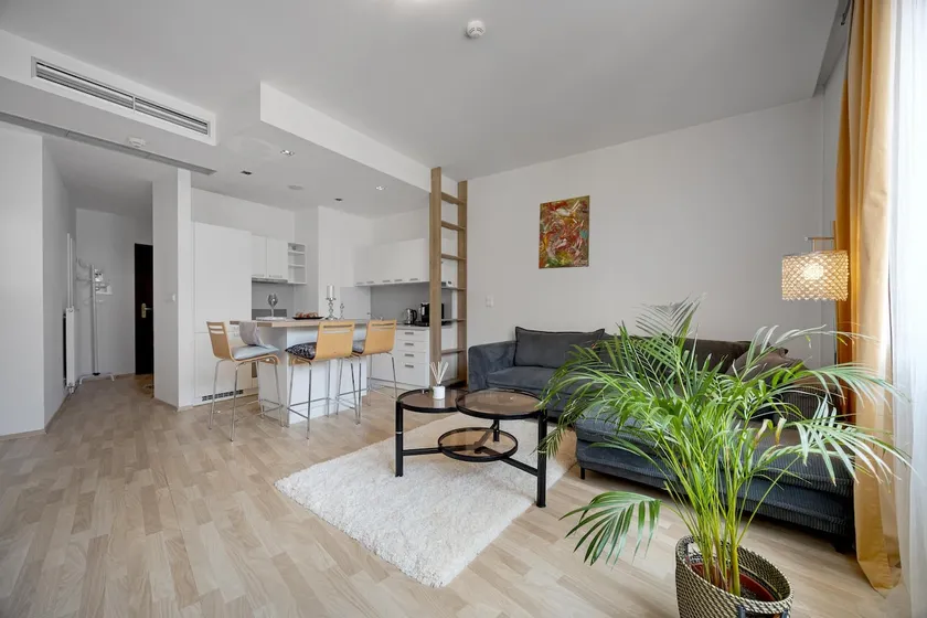 REVON Art-Deco Old Town Apartment - Image 1