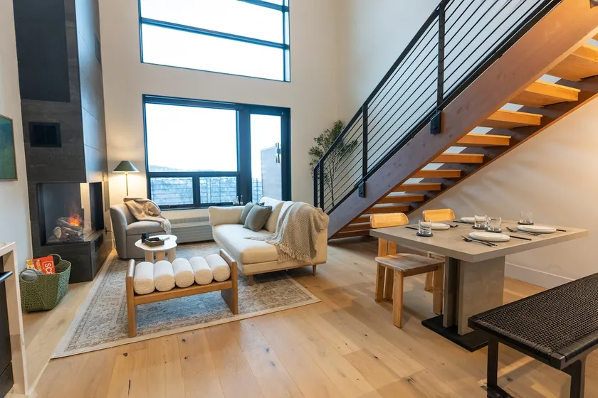Ski-in/Ski-out Lakeview Loft - Image 1