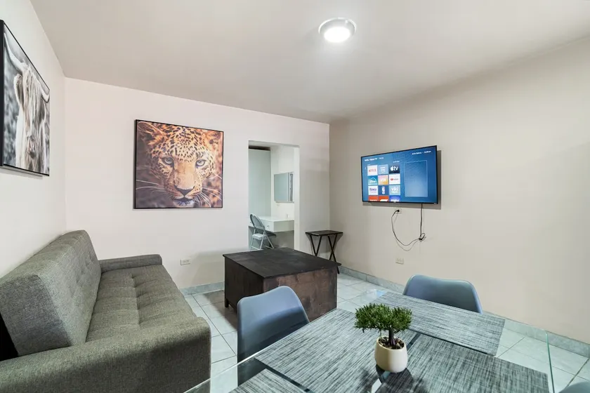 Apartment B - Image 1