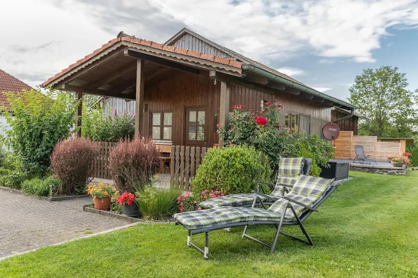 Cottage in a quiet location, Gästehaus Meier (Eschlkam) - Image 1