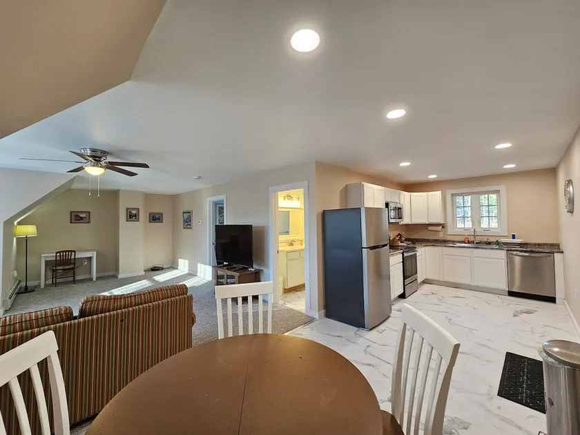 Cozy Canterbury Suite - Image 1