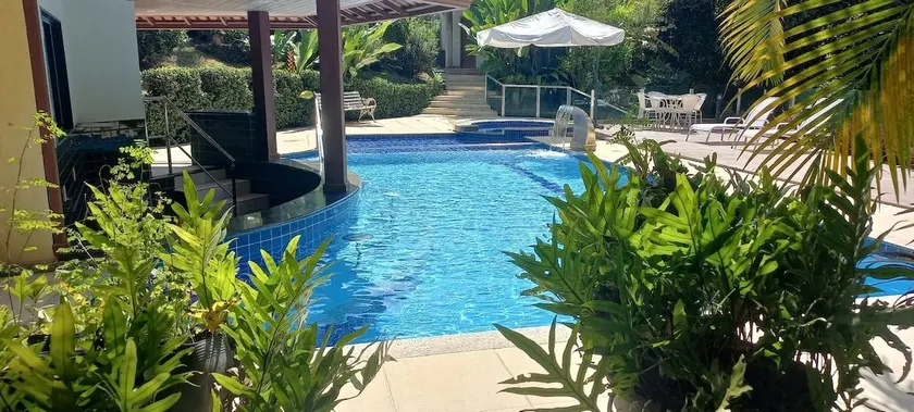 Private community 45 minutes from BH with bed linens - Image 1