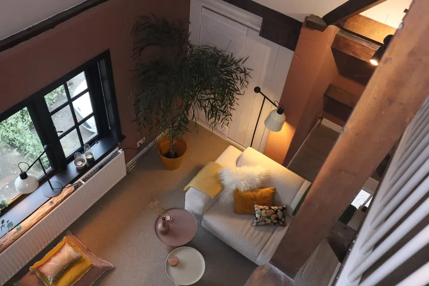 1930s apartment with loft - Image 1