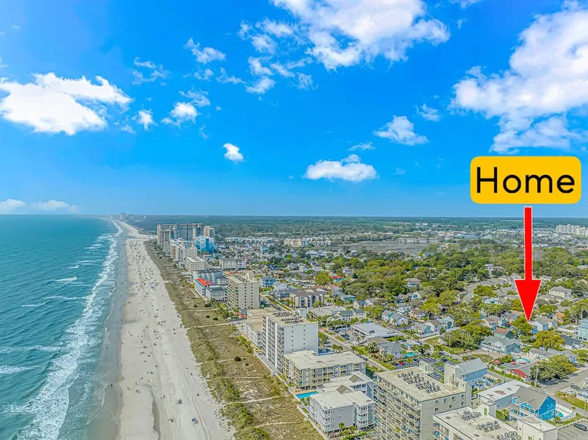 NEW Family Oasis w Dual King Suites Near the Ocean - Image 1