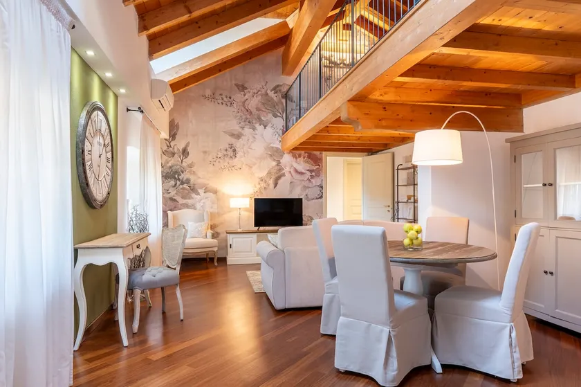 Villa Raggi - Royal suite apartment - Image 1