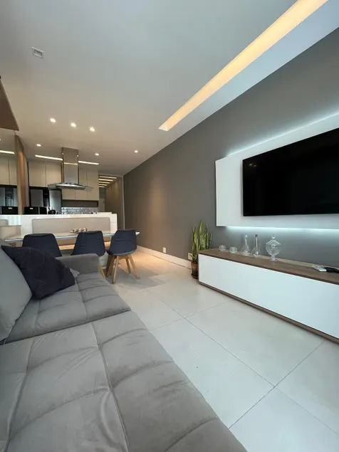 Extraordinary Penthouse overlooking Christ and the Beach - Image 1