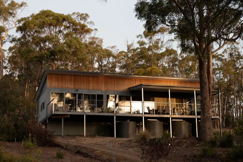 Your Bruny Island Beach Getaway - Image 1