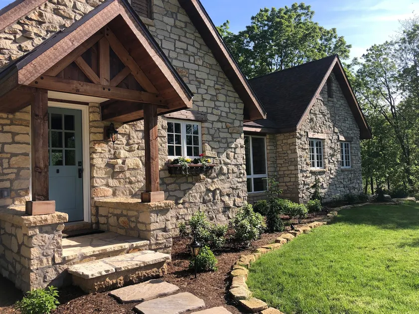 The Cottage at Streamwalk - Image 1